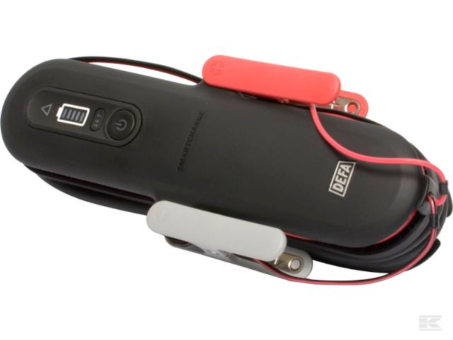 Defa batteri lader 12V 8amp