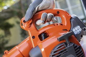 Husqvarna 570BTS Kraftig Professionel Løvblæser med X-TORQ®-motorteknologi, benzindrevet