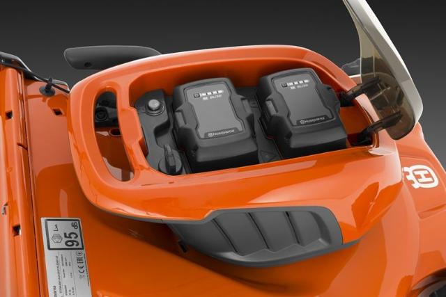 Husqvarna LC 247i Plæneklipper u/ Batteri og Lader