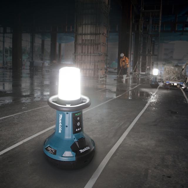 Makita DML810 LXT ® LED Lampe