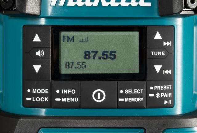 Makita DMR056 Lanterne med Radio u/ Batteri og Lader