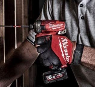 MILWAUKEE SHOCKWAVE™ IMPACT DUTY skruebits TX40 x 25MM, 2 Stk.