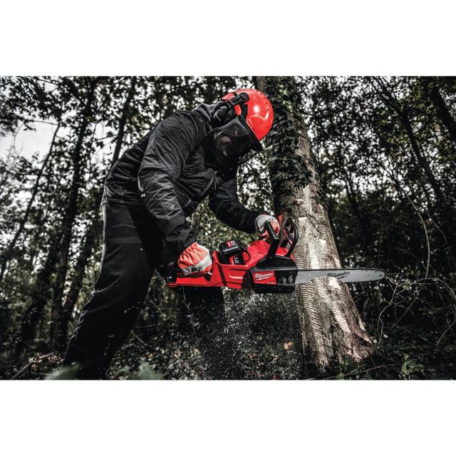 Milwaukee M18 FCHS-0 40CM M18 FUEL™ Kædesav med kulfri POWERSTATE™ motor og 40cm sværd u/Batterier og Lader