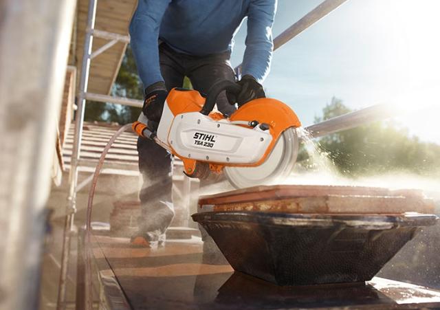 Stihl TSA 230 Kapsav u/ Batteri og Lader