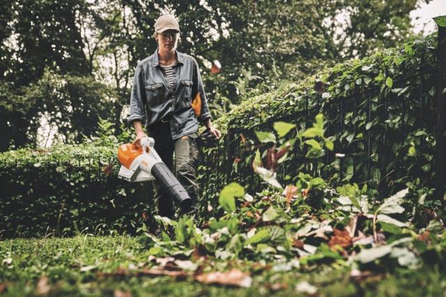 Stihl BGA 250 Løvblæser AP-system u/Batteri og Lader